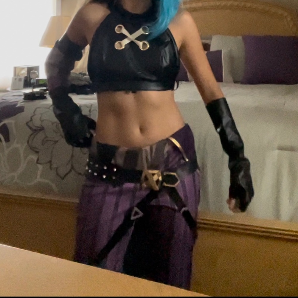JINX COSPLAY